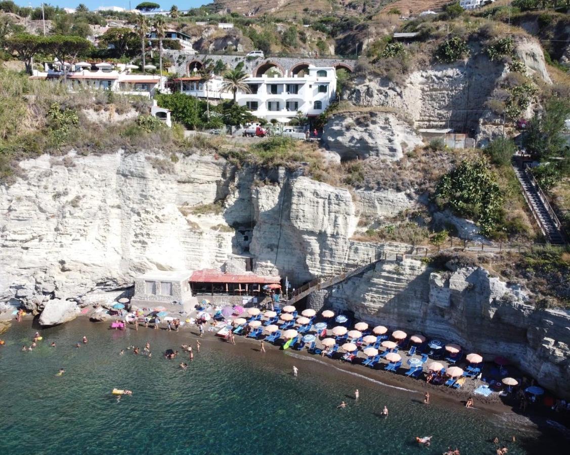 Villa Bina Sea Hotel Sant'Angelo  Экстерьер фото
