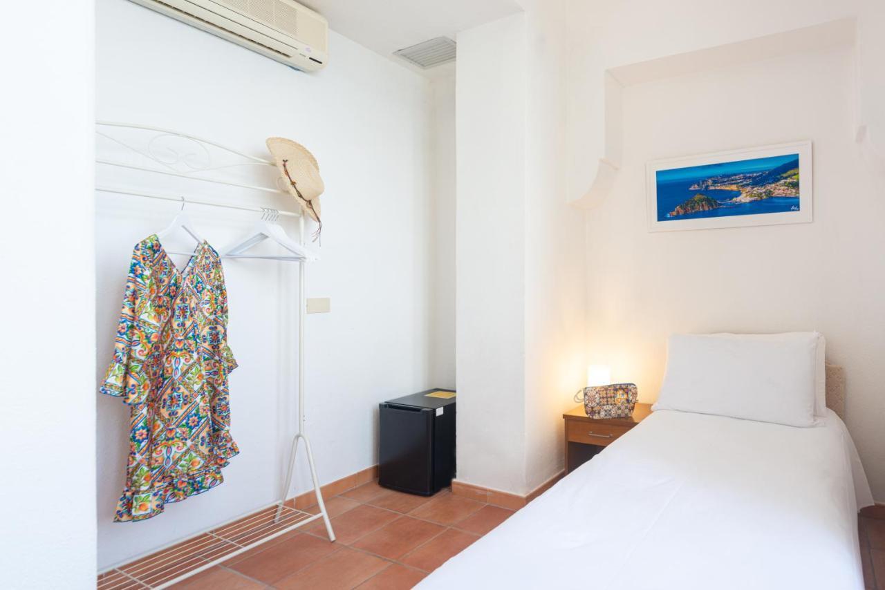 Villa Bina Sea Hotel Sant'Angelo  Экстерьер фото