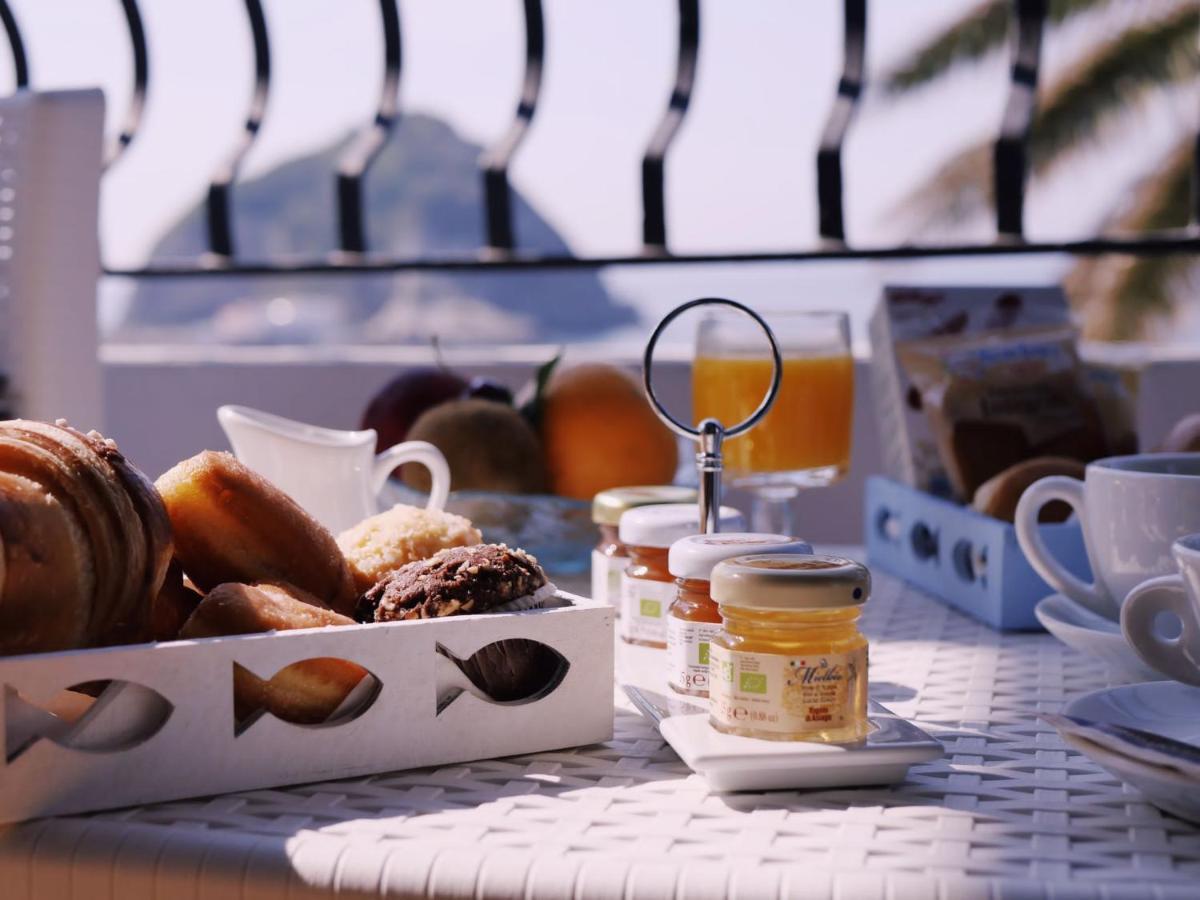 Villa Bina Sea Hotel Sant'Angelo  Экстерьер фото