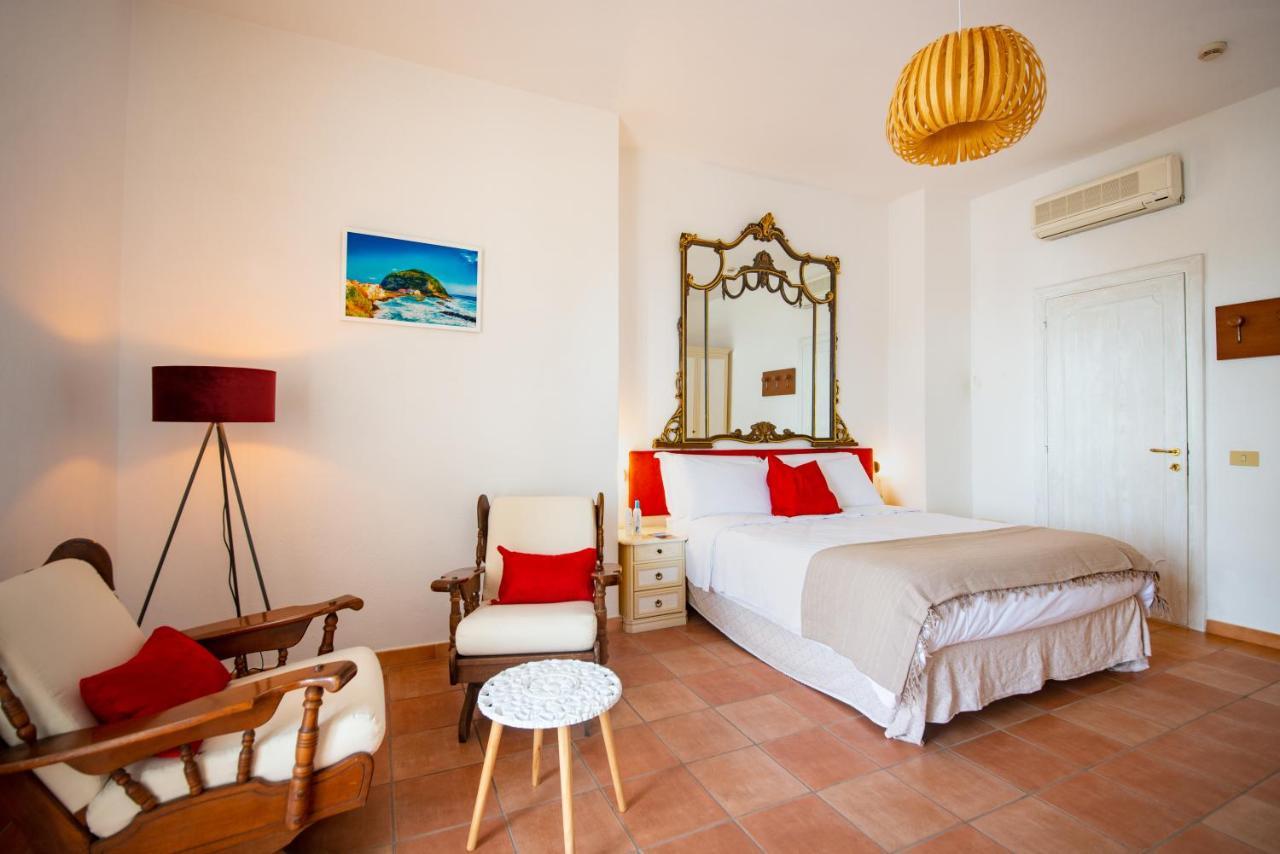 Villa Bina Sea Hotel Sant'Angelo  Экстерьер фото