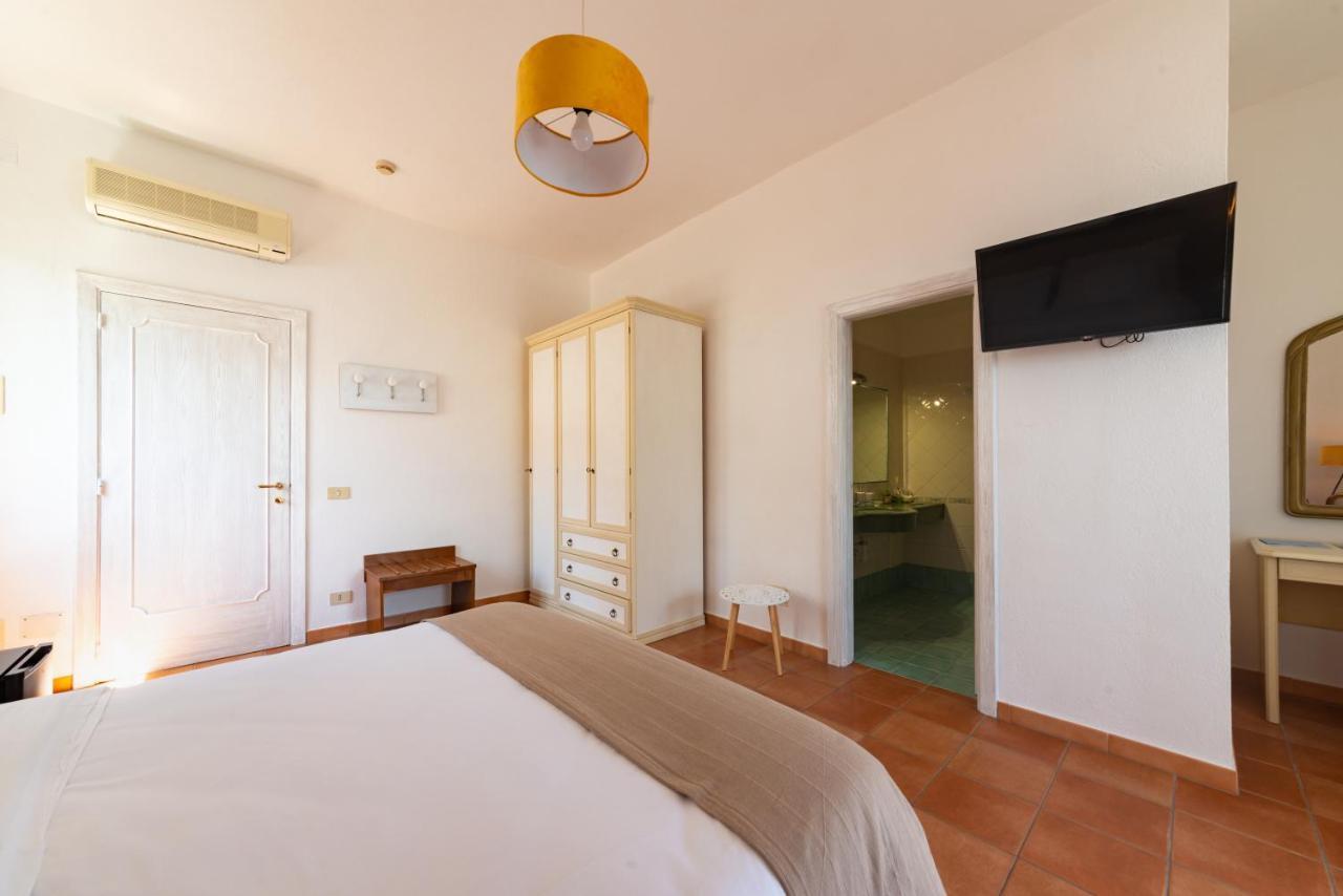 Villa Bina Sea Hotel Sant'Angelo  Экстерьер фото