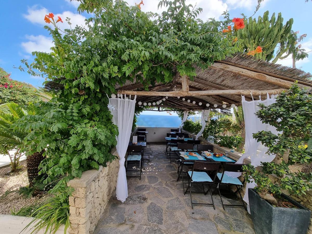Villa Bina Sea Hotel Sant'Angelo  Экстерьер фото