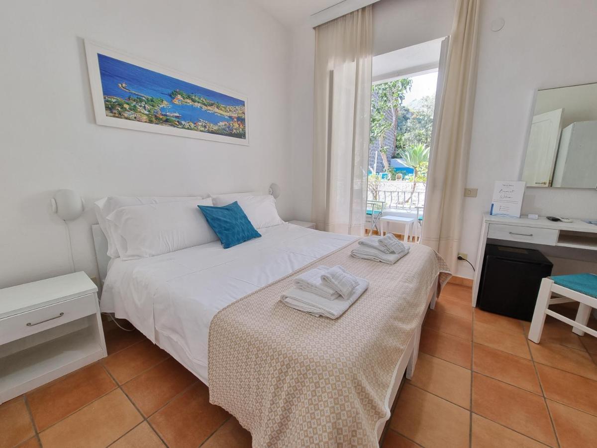 Villa Bina Sea Hotel Sant'Angelo  Экстерьер фото