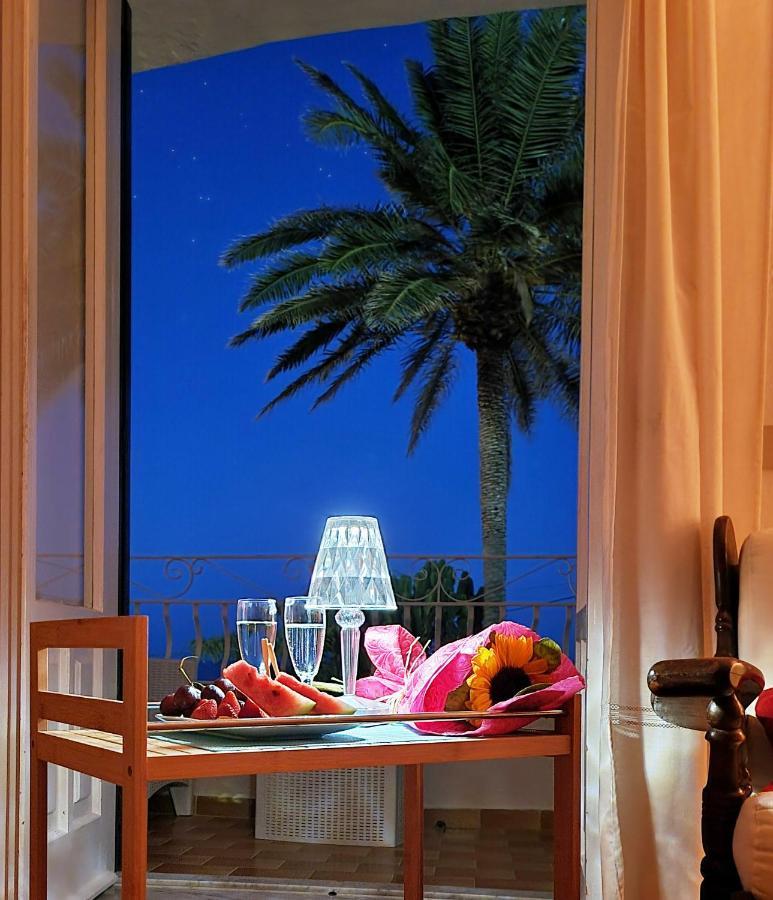 Villa Bina Sea Hotel Sant'Angelo  Экстерьер фото