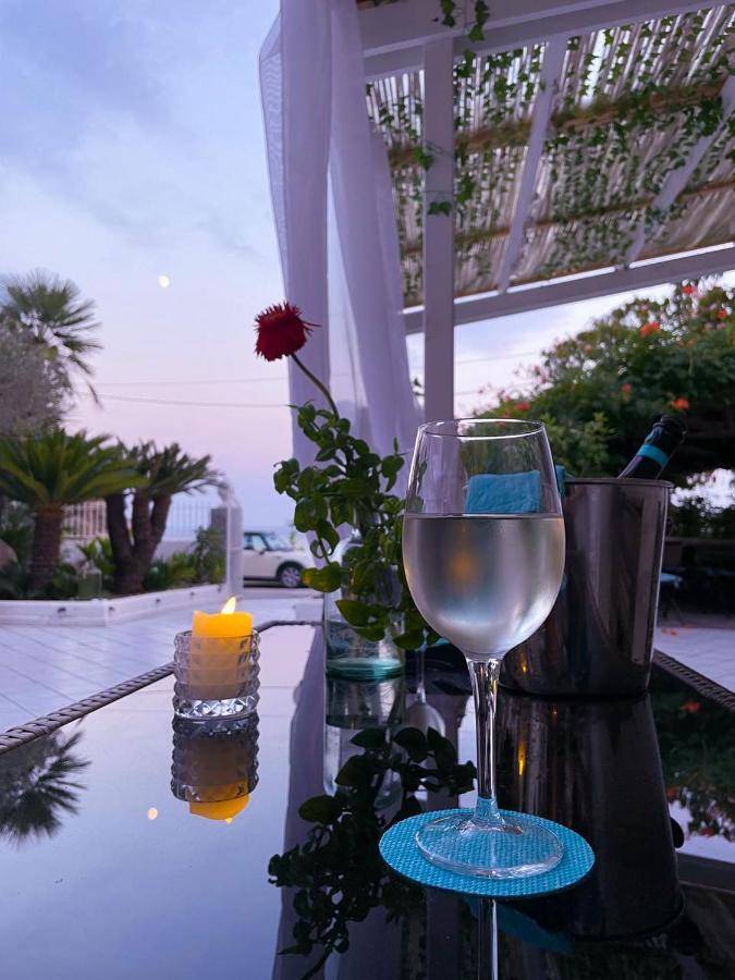 Villa Bina Sea Hotel Sant'Angelo  Экстерьер фото